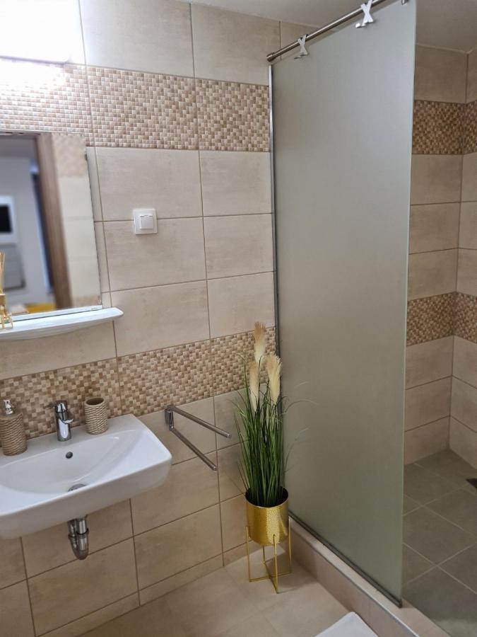 אגר City Center Apartmanhaz מראה חיצוני תמונה